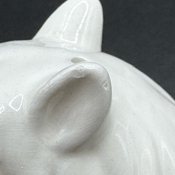 Unicorn Salt and Pepper Shakers Magical Fantasy White Gold Ceramic 3.25” - Picture 7 of 8